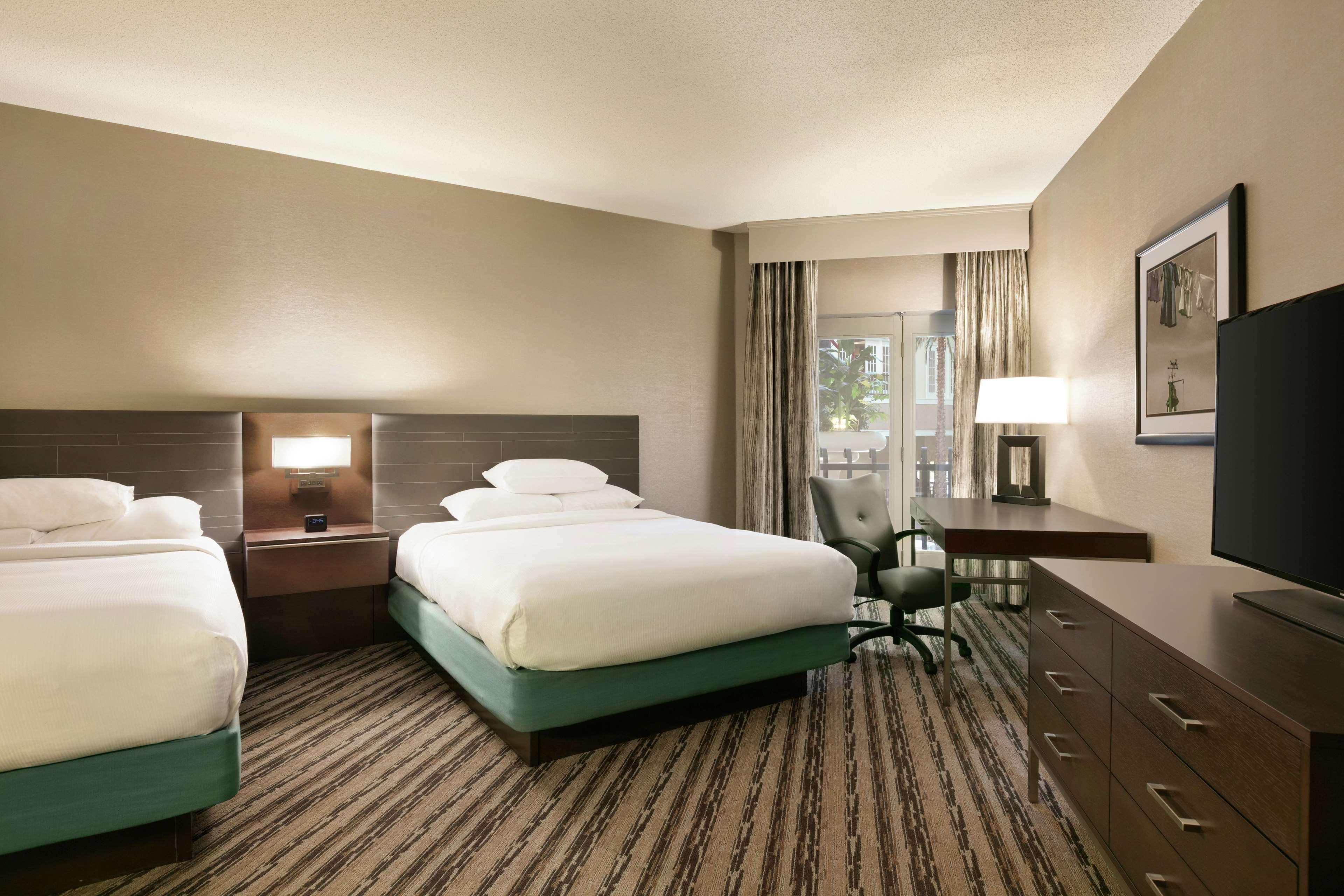 Doubletree Resort By Hilton Lancaster Willow Street Экстерьер фото