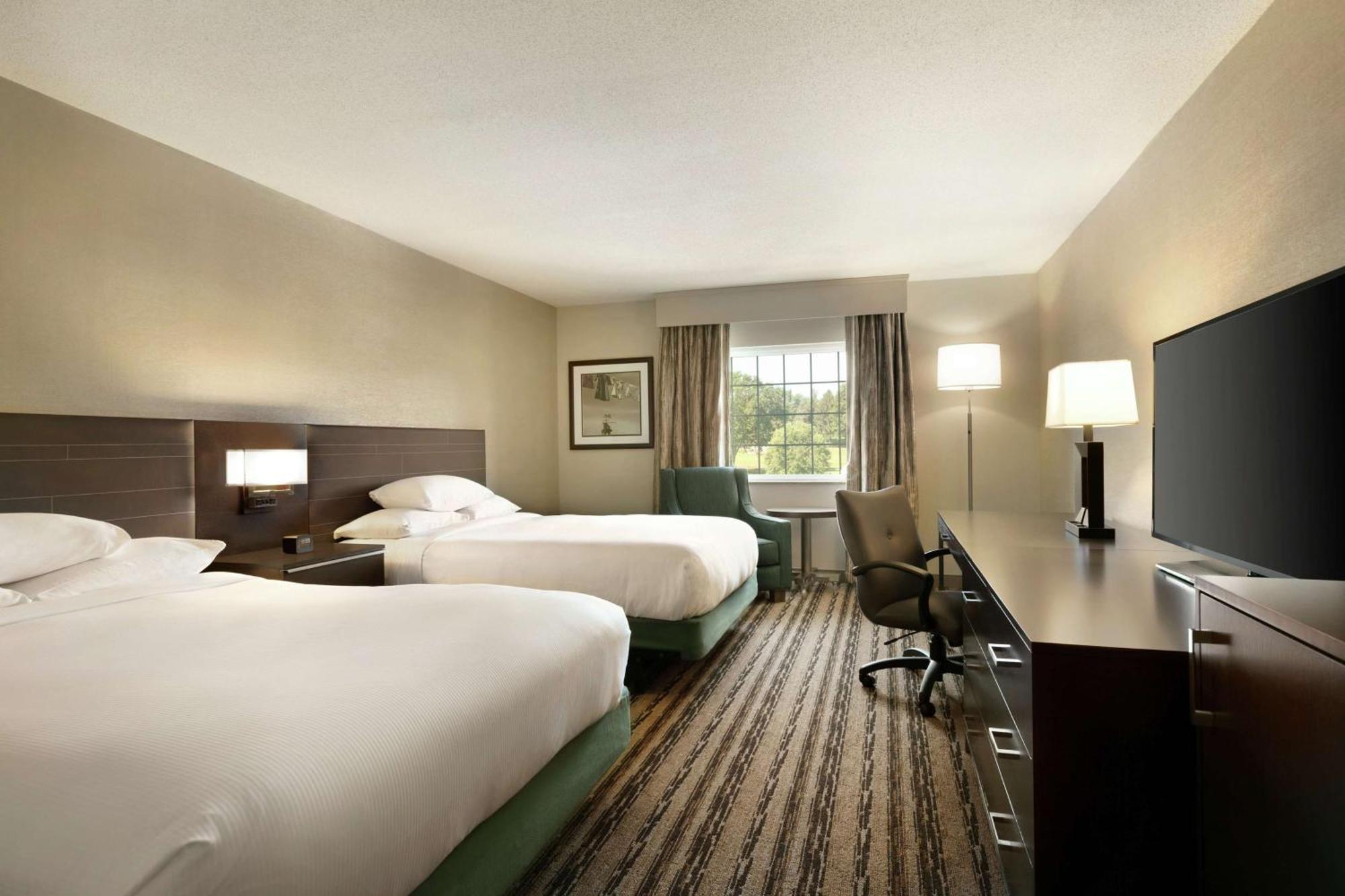 Doubletree Resort By Hilton Lancaster Willow Street Экстерьер фото